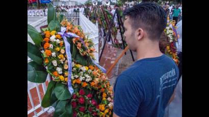 La FEU rindió su homenaje a los Estudiantes de Medicina