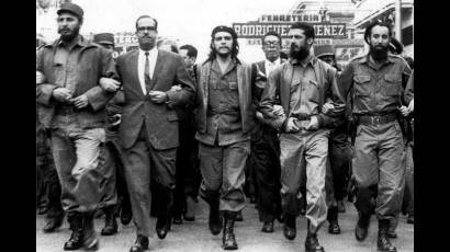 Fidel, Dorticós,Che, y Augusto Martínez