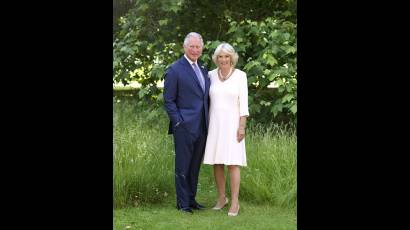 Sus Altezas Reales el Príncipe de Gales y la Duquesa de Cornualles
