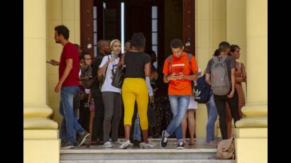 En la histórica Universidad de La Habana, símbolo de rebeldía nacional, se realiza el balance de la UJC como parte del proceso orgánico del 11no. Congreso de la organización juvenil