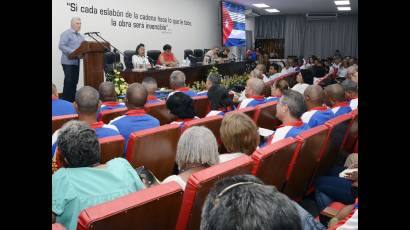 Díaz-Canel asistió a la clausura del 31er. Seminario Nacional de Preparación del curso escolar 2019-2020 para la actividad deportiva