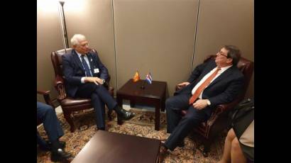 El ministro de Asuntos Exteriores, Josep Borrell, se reúne con el canciller cubano, Bruno Rodríguez. 