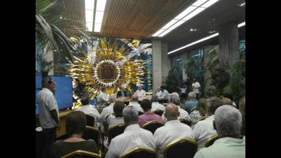 Comparecencia especial del Presidente cubano Miguel Díaz-Canel en la Mesa Redonda