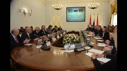 Encuentro de Díaz Canel con el Gobernador de San Petersburgo Alexander Beglov