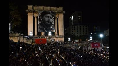 Velada Político-Cultural por el tercer aniversario de la desaparición física del Comandante en Jefe Fidel Castro Ruz