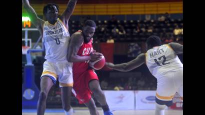 La selección cubana de baloncesto no pudo con su similar de Islas Vírgenes, en partido efectuado en el Coliseo de la Ciudad Deportiva
