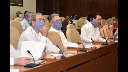 Asumir con responsabilidad el aislamiento social que impone la COVID-19