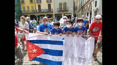 La Brigada Henry Reeve que cumplía misión internacionalista contra la COVID-19 en Lombardía, fue despedida con honores por el pueblo y las autoridades italianas