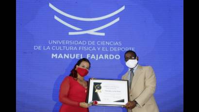 Universidad del Deporte cubana gradúa nuevos profesionales