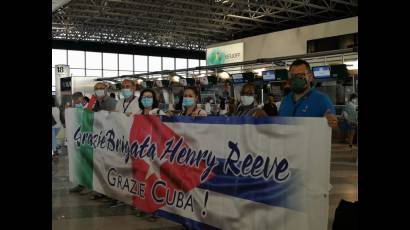Regreso a Cuba de la Brigada Henry Reeve que combatió la COVID-19 en Turín, Italia