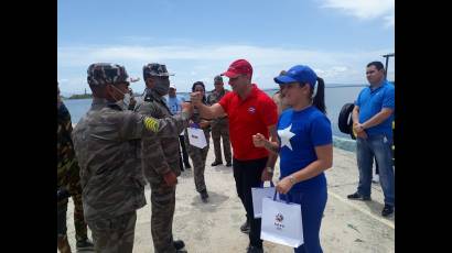 Jóvenes de la Brigada de la Frontera