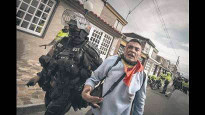 Represión policial en Bogotá
