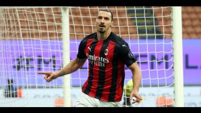 Zlatan Ibrahimovic ha sido el pilar en el renacimiento de los rossoneri