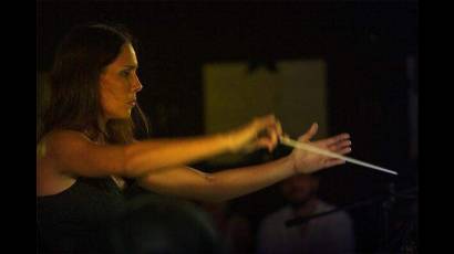 Te puedo decir que la batuta sí suena, enfatiza la reconocida directora