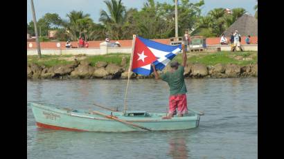 Regata desde Matanzas envía al mundo un mensaje de rechazo y condena a la política hostil de bloqueo