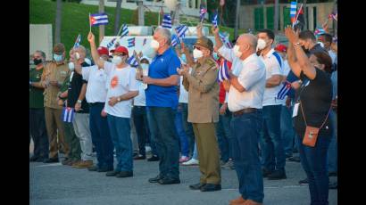 Con la presencia del General de Ejército Raúl Castro Ruz, líder de la Revolución Cubana, y del Primer Secretario del Partido Comunista de Cuba y Presidente de la República, Miguel Díaz-Canel Bermúdez, el acto de reafirmación revolucionaria transcurrió en La Piragua