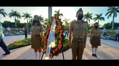 Alumnos de la Escuela Militar Camilo Cienfuegos de Sancti Spíritus protagonizaran la tradicional guardia de honor.