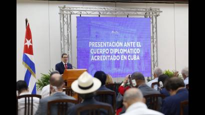 Presentación ante el cuerpo diplomático acreditado en Cuba