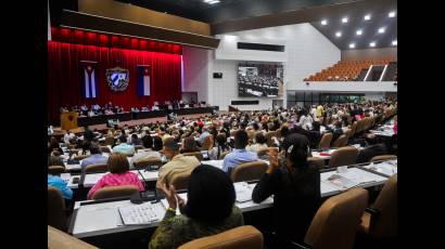  8vo. Periodo Ordinario de sesiones del Parlamento, en su 9na. Legislatura