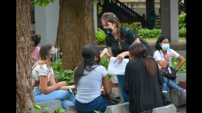 Estudiantes universitarios