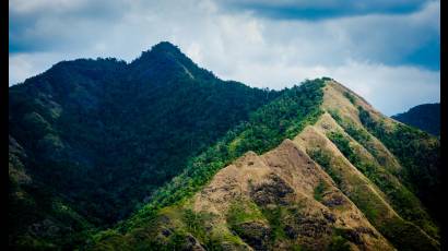 Elevaciones de la Sierra Maestra. 