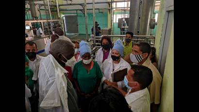 Lazo Hernández dialogó con trabajadores y directivos de la empresa Agroindustrial en Isla de la Juventud. 