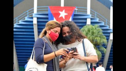 Cubanos y Internet