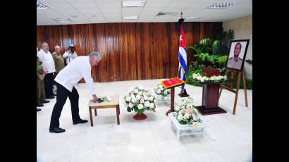 Póstumo homenaje al general de división Luis Alberto Rodríguez López-Calleja