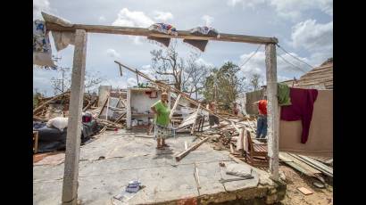 Los pobladores de San Luis fueron fuertemente afectados por el huracán Ian, sobre todo en la vivienda.