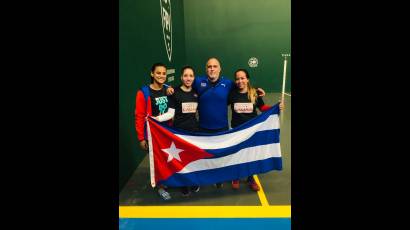 El equipo femenino del frontenis