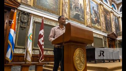 Celebran centenario de la revista universitaria Alma Mater