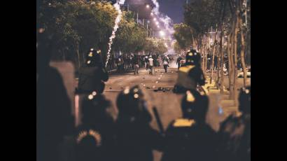 Protestas en Perú tras destitución de Pedro Castillo.