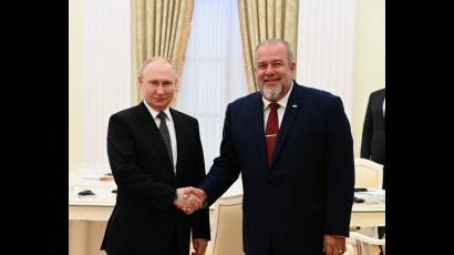 El miembro del Buró Político y Primer Ministro, Manuel Marrero Cruz, y el presidente ruso, Vladímir Putin