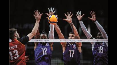 Voley