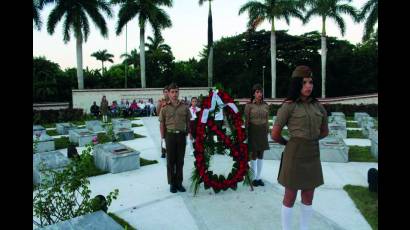 Alumnos de la escuela militar Camilo Cienfuegos