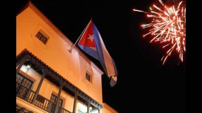 Cuba en el ondear de una bandera