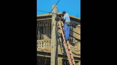 Gobierno estaounidense limita al sector cubano de las Comunicaciones