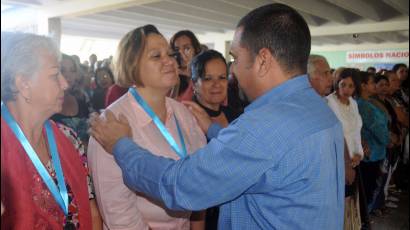 Placa Conmemorativa Aniversario 50 de la Universidad de Camagüey Ignacio Agramonte y Loynaz