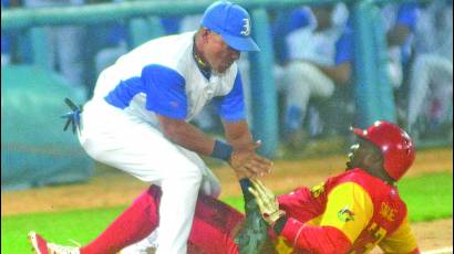 Industriales vs Matanzas