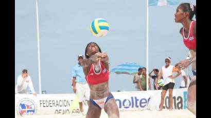 Yanileydis Sánchez se hizo acompañar de Maylén Deliz para llevarse el título de la lid