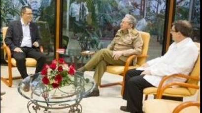 Raul Castro and Jorge Alberto Arreaza Monserrat