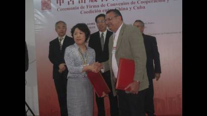 Los convenios de cooperaciòn firmados por China y Cuba potenciarán el trabajo editorial en la Isla.