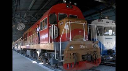 Reciben en Cuba segundo lote de locomotoras rusas