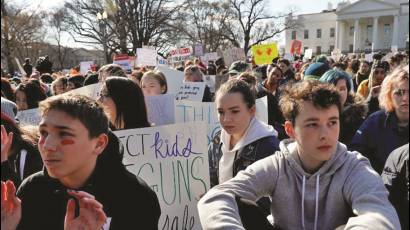 Los estudiantes piden  protección