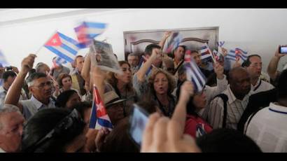 Cubanos en Panamá 7ma. Cumbre de las Américas.