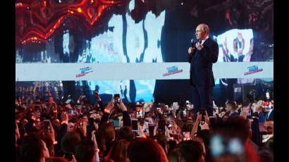 Putin, favorito en las elecciones del domingo, pidió a sus compatriotas acudir a votar con masividad