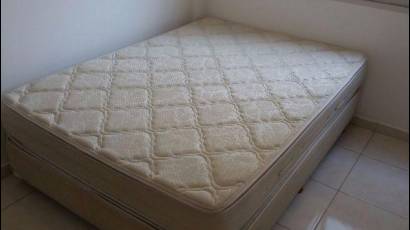 Quitar la humendad a los colchones.