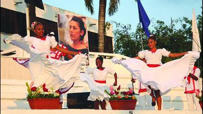 Celebración de 8 de marzo en Sancti Spíritus.
