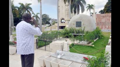 Un tributo de África  a los héroes cubanos