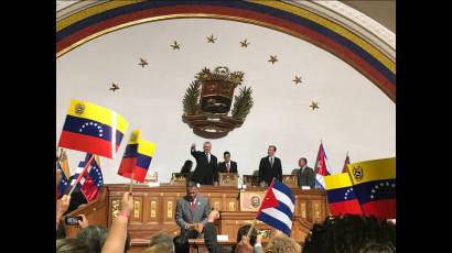 Miguel Díaz-Canel destacó la victoria democrática del pueblo venezolano en las elecciones y su importancia para América Latina